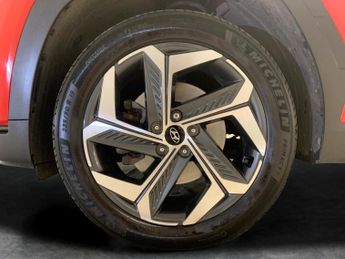 Hyundai Tucson 1.6 T-GDi 13.8kWh Ultimate Plug-in 4WD (265 ps) - NAV - HEATED S