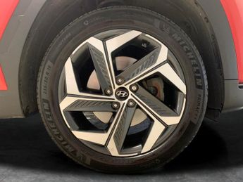 Hyundai Tucson 1.6 T-GDi 13.8kWh Ultimate Plug-in 4WD (265 ps) - NAV - HEATED S