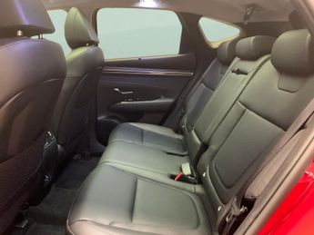 Hyundai Tucson 1.6 T-GDi 13.8kWh Ultimate Plug-in 4WD (265 ps) - NAV - HEATED S