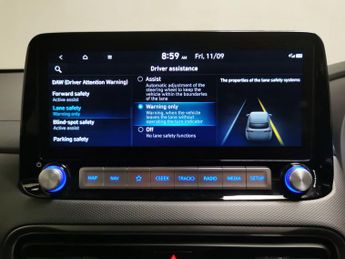 Hyundai Kona 64kWh Premium (10.5kW Charger) (204 ps) - HEATED SEATS - HEATED 