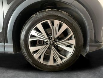 Audi Q4 E-tron 35 Sport Sportback 55kWh (170 ps) NAV - LED LIGHTS - LANE DEPART