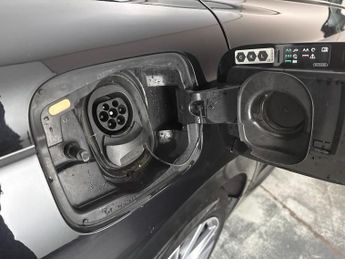 Skoda Enyaq iV 82kWh 80 SportLine (DC125kW) (204 ps) - ALCANTARA - SMARTLINK