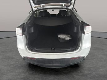 Tesla Model Y SUV RWD (346 ps) - HEATED STEERING - BLIND SPOT ASSIST - WIFI