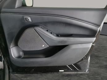 Ford Mustang Mach-e Extended Range 91kWh Automatic (294 ps) - CARPLAY - KEYLESS ENTR