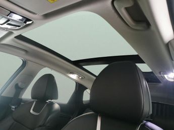 Hyundai Tucson 1.6 T-GDi 13.8kWh Ultimate Plug-in 4WD (265 ps) - ACTIVE LANE AS