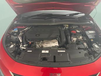 Peugeot 308 1.6 12.4kWh GT Plug-in e-EAT (180 ps) - LANE DEPARTURE  - BLUETO