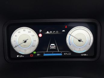 Hyundai Kona 64kWh Premium (10.5kW Charger) (204 ps) - UPGRADED SOUND - LED