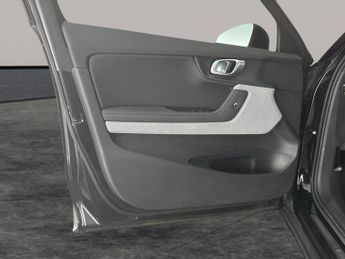 Polestar Polestar 2 Dual Motor 78kWh Long Range Fastback 4WDE (408 ps) - PARK ASSIST