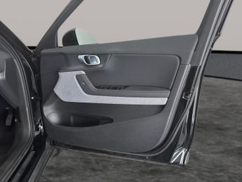 Polestar Polestar 2 Dual Motor 78kWh Long Range Fastback 4WDE (408 ps) - PARK ASSIST