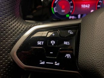 Volkswagen Golf 1.4 TSI 13kWh GTE Plug-in DSG (245 ps) - DIGITAL DASH - PADDLE S