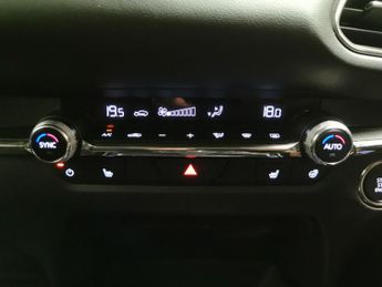 Mazda CX-30 2.5 e-SKYACTIV G MHEV Takumi (140 ps) - BOSE - KEYLESS ENTRY - N