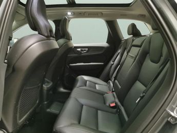 Volvo XC60 2.0h T6 Recharge 11.6kWh Inscription Expression Plug-in AWD (340