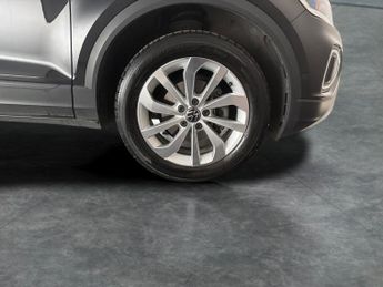 Volkswagen T-Roc 1.5 TSI Match DSG (150 ps) - ASSISTANCE PACK - PARK SENSORS - PA