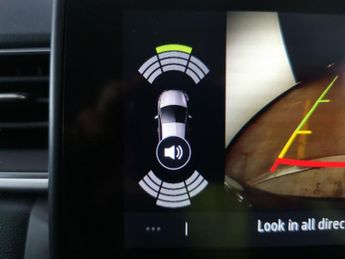 Renault Captur 1.6 E-TECH techno (145 ps) - LANE DEPARTURE  - 18IN ALLOYS - BLU