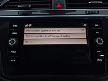 Volkswagen Tiguan 1.4 TSI 13kWh R-Line Plug-in DSG (245 ps) - ADAPTIVE CRUISE - AP
