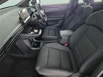 MG Mg4 51kWh SE (170 ps) - FABRIC - BLACK - CARPLAY - LED