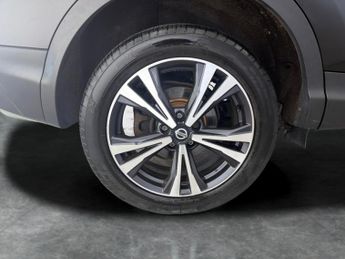 Nissan Qashqai 1.3 DIG-T N-Connecta DCT (160 ps) - REVERSE CAM - NAV - LANE DEP