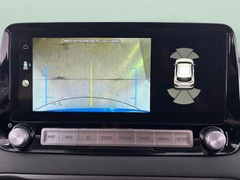 Hyundai Kona 64kWh Premium (10.5kW Charger) (204 ps) - UPGRADED SOUND - LED