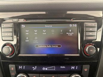 Nissan Qashqai 1.3 DIG-T N-Connecta DCT (160 ps) - REVERSE CAM - NAV - LANE DEP