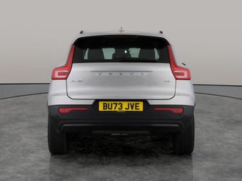 Volvo XC40 2.0 B3 MHEV Plus Dark DCT (163 ps) - HEATED SEATS - CLIMATE PACK