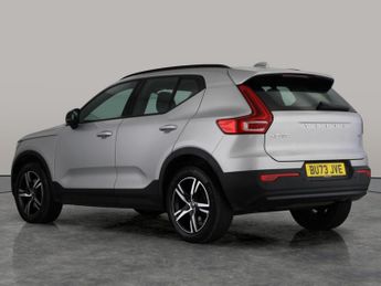 Volvo XC40 2.0 B3 MHEV Plus Dark DCT (163 ps) - HEATED SEATS - CLIMATE PACK