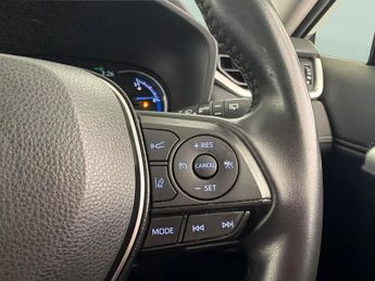 Toyota RAV4 2.5 VVT-h GPF Design CVT (218 ps) - LED - REVERSE CAM - NAV