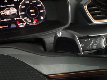 Cupra Formentor 1.4 eHybrid 12.8kWh V1 Plug-in DSG (204 ps) - KEYLESS ENTRY - LE