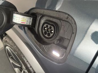 Cupra Formentor 1.4 eHybrid 12.8kWh V1 Plug-in DSG (204 ps) - KEYLESS ENTRY - LE