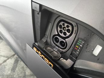 Audi e-tron 50 Technik quattro 71.2kWh (313 ps) - ADJUSTABLE SUSPENSION