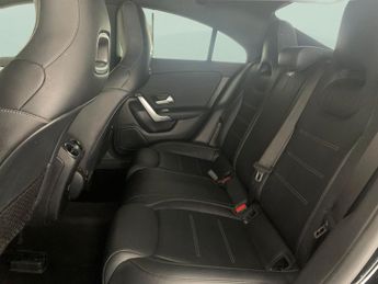 Mercedes-Benz CLA 1.3 CLA180 AMG Line Coupe 7G-DCT (136 ps) - KEYLESS ENTRY - APPL
