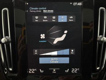 Volvo XC40 1.5 T3 R-Design (163 ps) - HK AUDIO - VERSATILITY PACK - PAN ROO