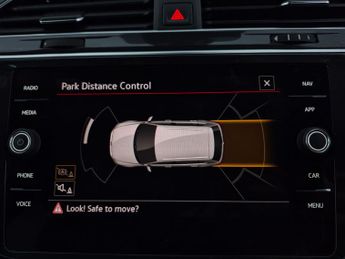 Volkswagen Tiguan 1.4 TSI 13kWh R-Line Plug-in DSG (245 ps) - ADAPTIVE CRUISE - AP