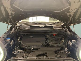 Mini Countryman 1.5 Cooper Exclusive Steptronic (136 ps) - PERFORMANCE CONTROL -
