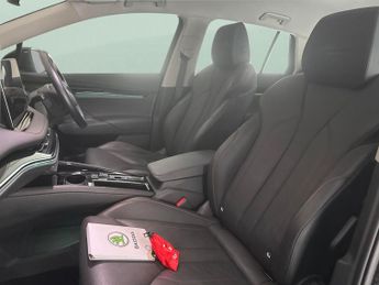 Skoda Enyaq iV 62kWh 60 (DC120kW) (179 ps) - PARK SENSORS - DAB