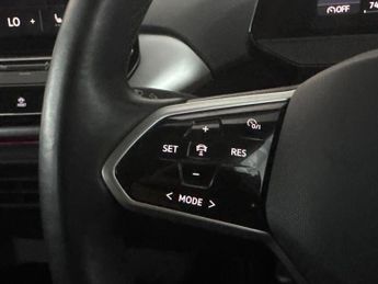 Volkswagen ID.4 Pure 52kWh Life (148 ps) ADAPTIVE CRUISE - REV CAM - KEYLESS STA