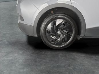 Volkswagen ID.4 Pure 52kWh Life (148 ps) ADAPTIVE CRUISE - REV CAM - KEYLESS STA