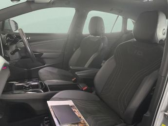 Volkswagen ID.4 Pure 52kWh Life (148 ps) ADAPTIVE CRUISE - REV CAM - KEYLESS STA