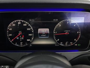 Mercedes-Benz E Class 2.0 E220d AMG Line (Premium) Coupe G-Tronic+ (194 ps) - 360 CAM 