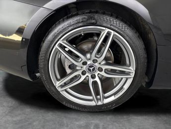 Mercedes-Benz E Class 2.0 E220d AMG Line (Premium) Coupe G-Tronic+ (194 ps) - 360 CAM 