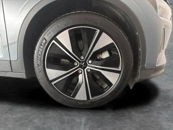 Polestar Polestar 2 Single Motor 69kWh Standard Range Fastback FWD (231 ps) - APPLE 