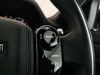 Land Rover Range Rover Evoque 2.0 D180 MHEV R-Dynamic HSE 4WD (180 ps) - PARK ASSIST - LED