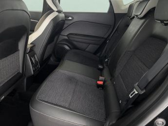 Renault Captur 1.6 E-TECH techno (145 ps) - LANE DEPARTURE  - 18IN ALLOYS - WIF