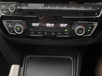BMW 4 Series 2.0 420i GPF M Sport Coupe (184 ps) - LED - BLACK PANEL DISPLAY