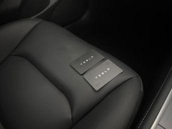 Tesla Model 3 Saloon RWD (241 bhp) - PARK ASSIST - LED - REVERSE CAM