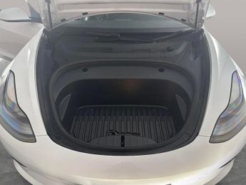 Tesla Model 3 Saloon RWD (241 bhp) - PARK ASSIST - LED - REVERSE CAM