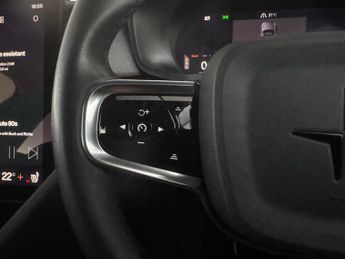 Polestar Polestar 2 Single Motor 69kWh Standard Range Fastback FWD (231 ps) - APPLE 