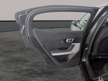 Polestar Polestar 2 Single Motor 69kWh Standard Range Fastback FWD (231 ps) - PARK A