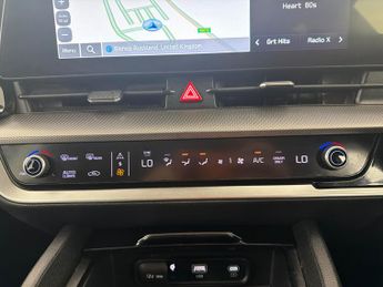 Kia Sportage 1.6 T-GDi 13.8kWh 4 Plug-in AWD (261 bhp) - REVERSE CAM - NAV