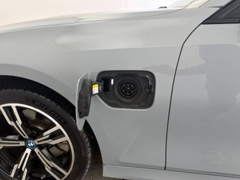 BMW 3 Series 2.0 330e 12kWh M Sport Plug-in (292 ps) PARK ASSIST - LED LIGHTS