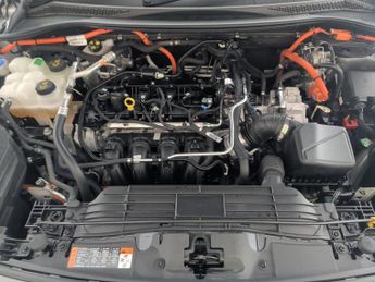 Ford Kuga 2.5 Duratec 14.4kWh ST-Line X Edition Plug-in CVT (225 ps) - B&O